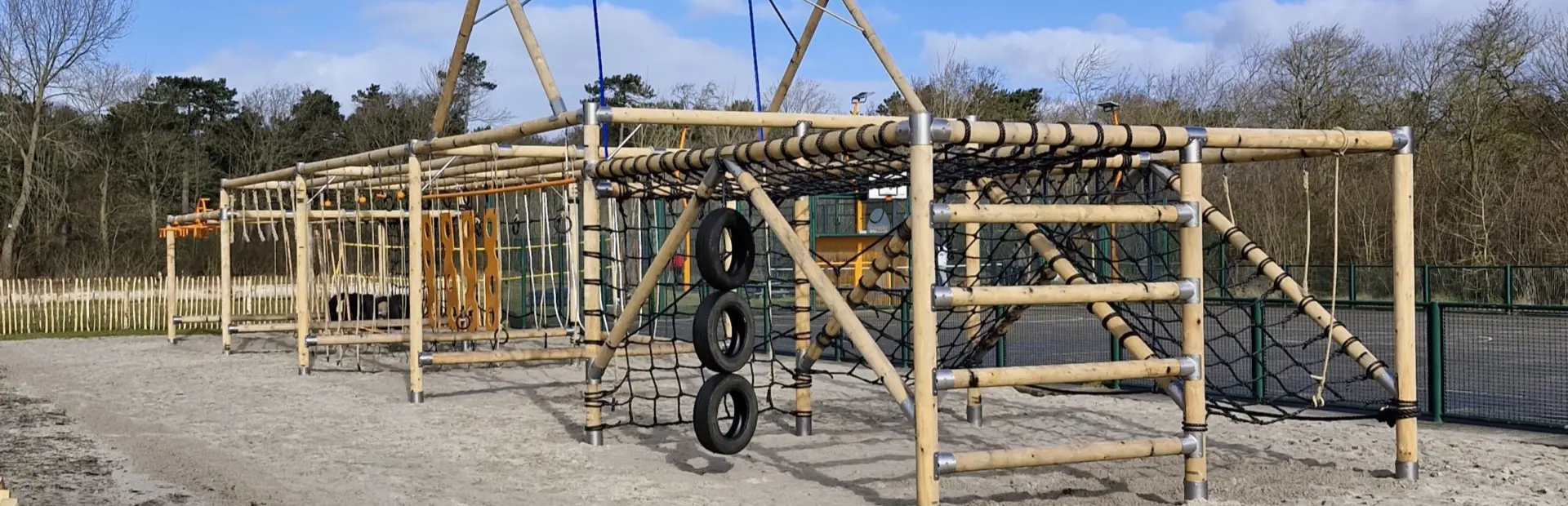 Obstakelbaan camping bakkum 01